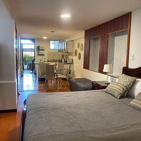 Hospedaje en Quito Norte, Apartamento&Suite independientes Buitenkant foto