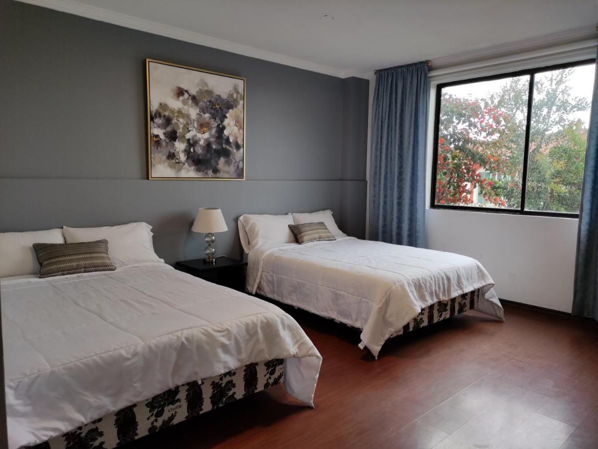 Hospedaje en Quito Norte, Apartamento&Suite independientes Buitenkant foto