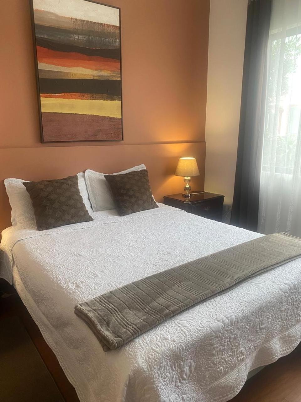 Hospedaje en Quito Norte, Apartamento&Suite independientes Buitenkant foto